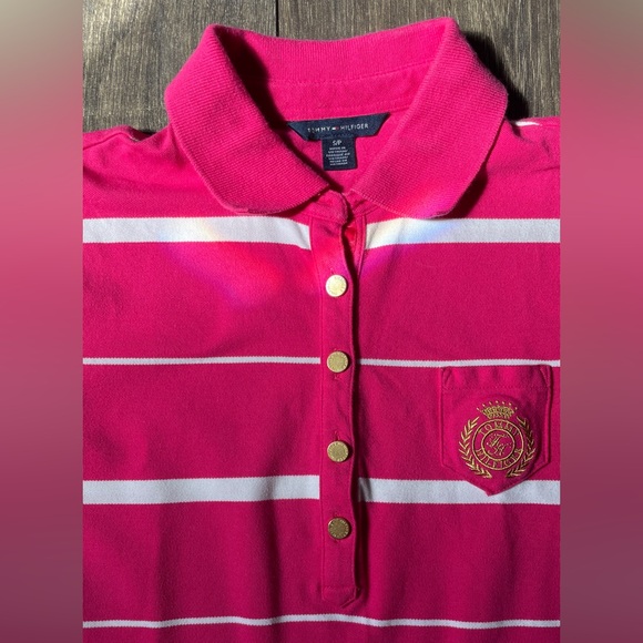 S Tommy Hilfiger Fuscia & white striped polo. Gold embroidery & gold buttons - Picture 7 of 7